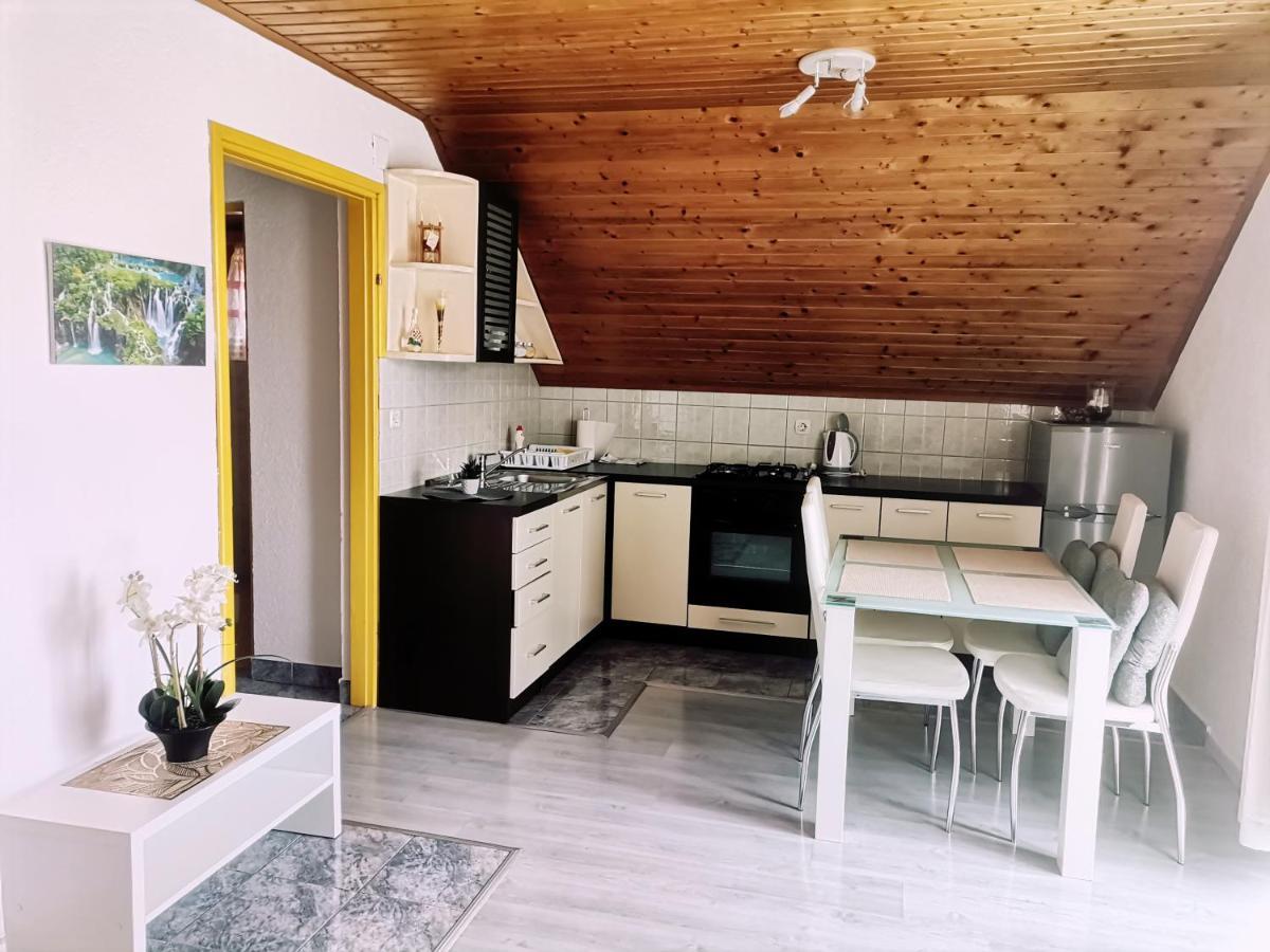Apartment Dolores Smoljanac Ngoại thất bức ảnh