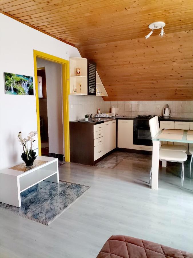 Apartment Dolores Smoljanac Ngoại thất bức ảnh